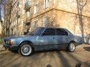 :  > BMW 732i (Car: BMW 732i)