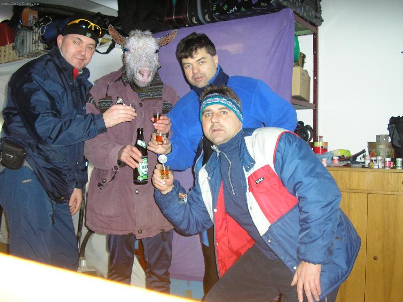 Foto: kozl�k-sn�dl n�co �patn�ho